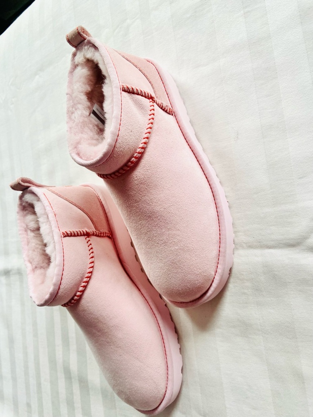 🔥 UGG. Mother’s Day Pink Short Suede Ankle Booties - Picture 9 of 14